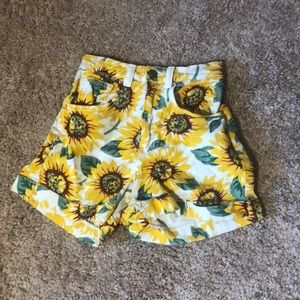Adorable Sunflower Shorts!!!